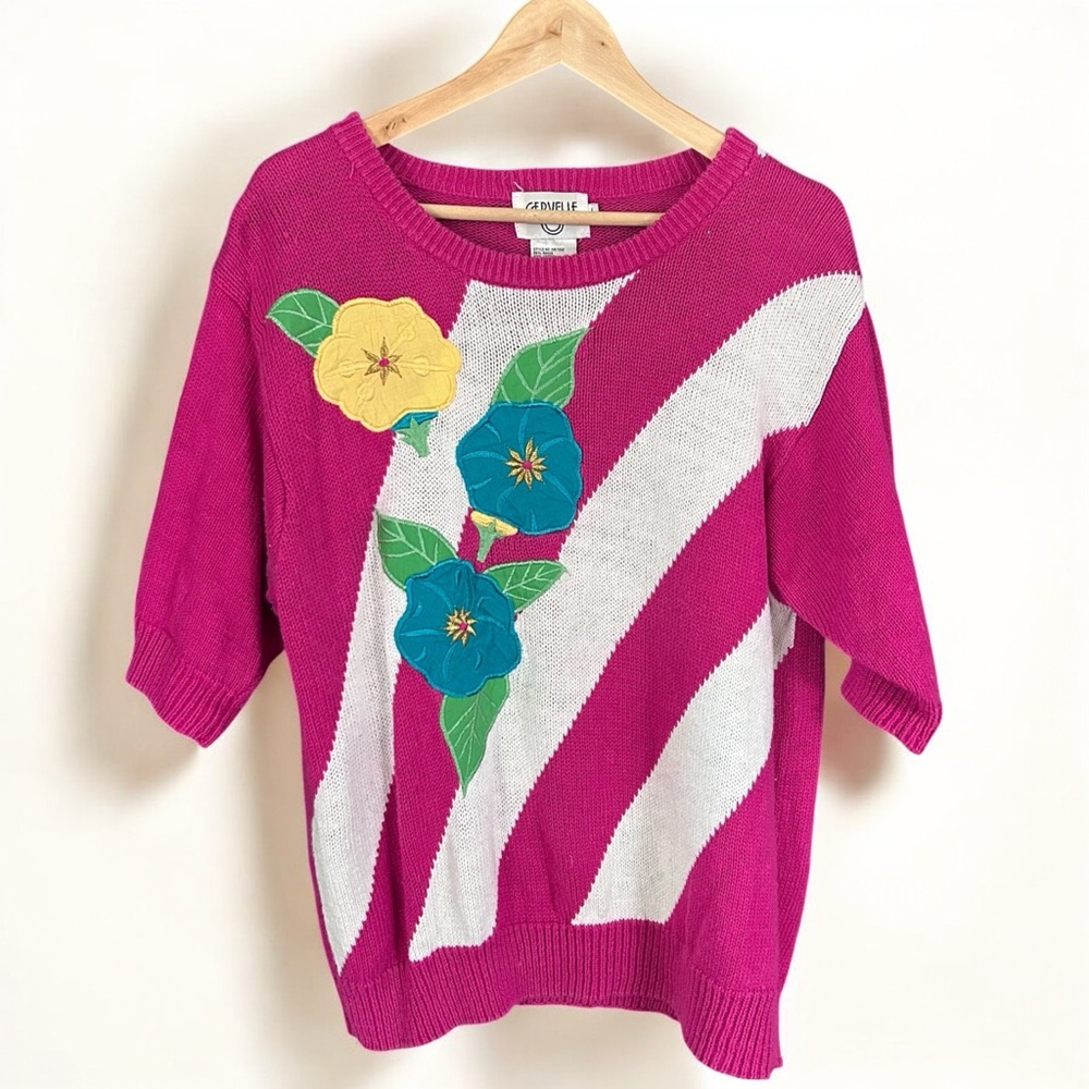 Pink and White Short Sleeve Sweater with Floral Design